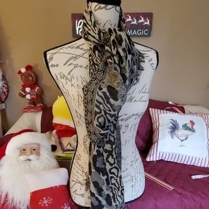 Modern expression Gorgeous/ fun scarf New